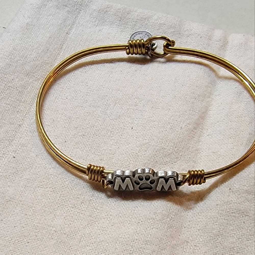 Pet Mom Luca & Danni Bracelet. Brand New - no tags